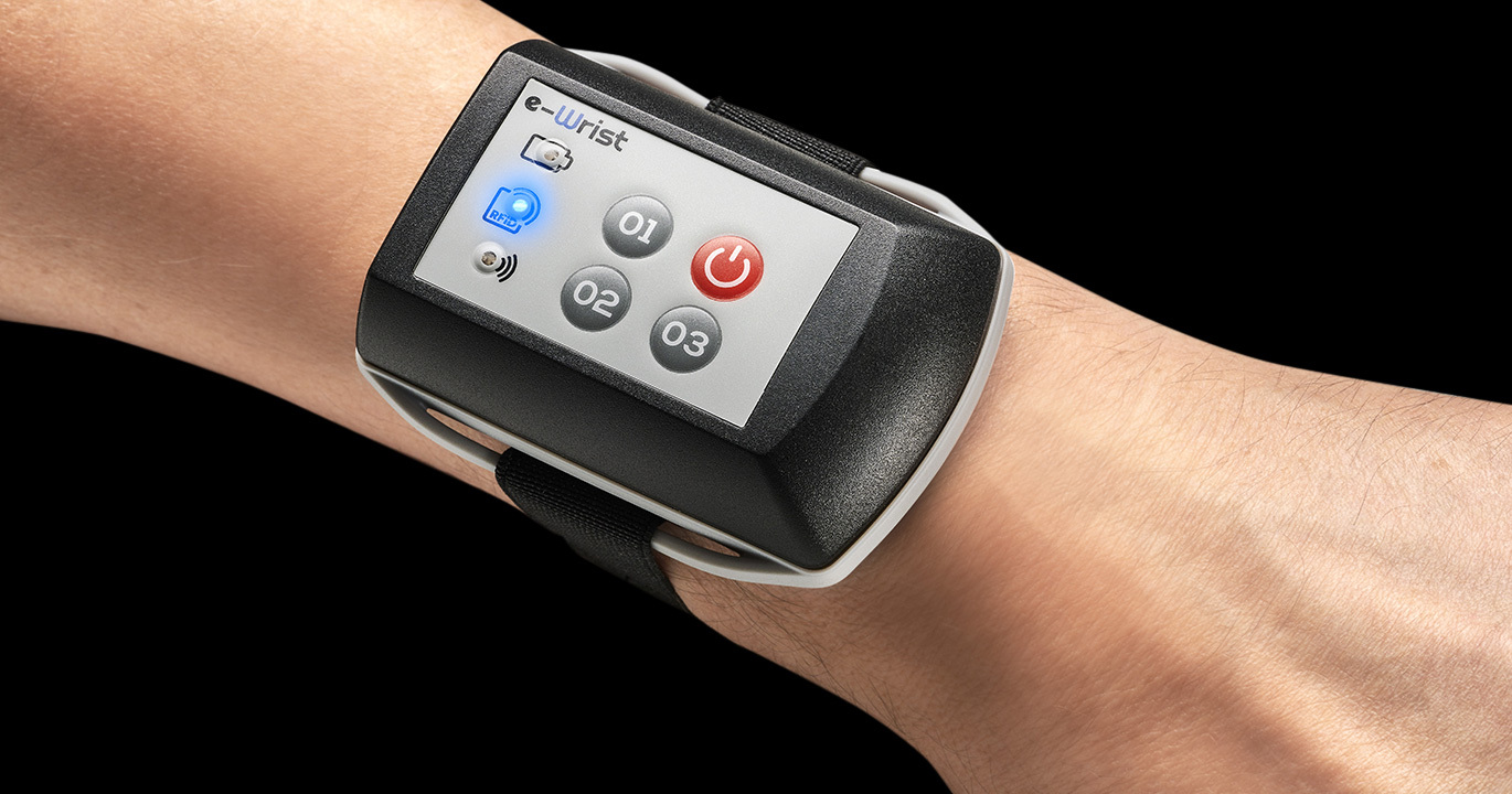 “Always on” with e-Wrist